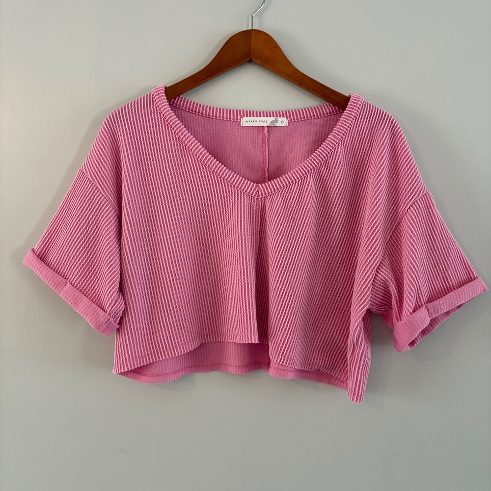 Altar'd State Top Wom M Pink Ribbed Knit V-Neck Cuffed Sleeve Crop Boxy Coquette
